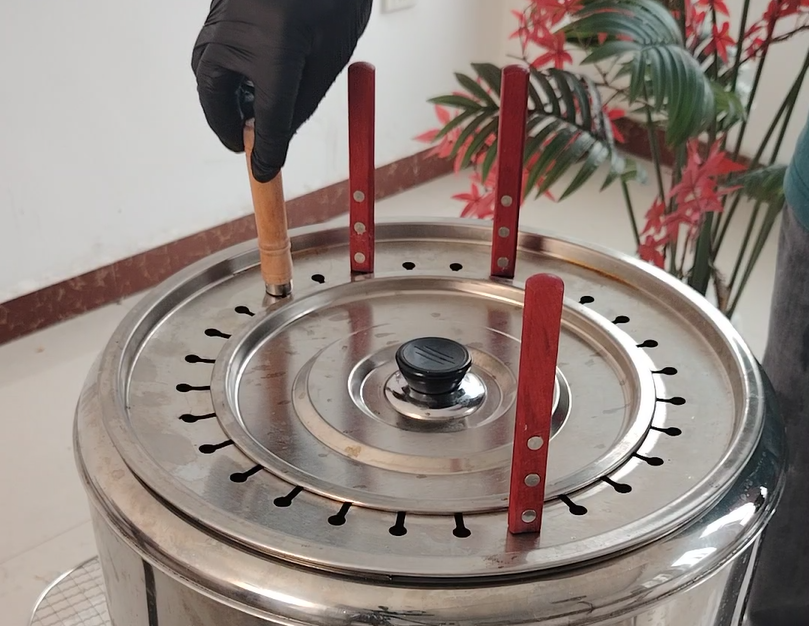 grilling with yanflamma vertical hanging grill